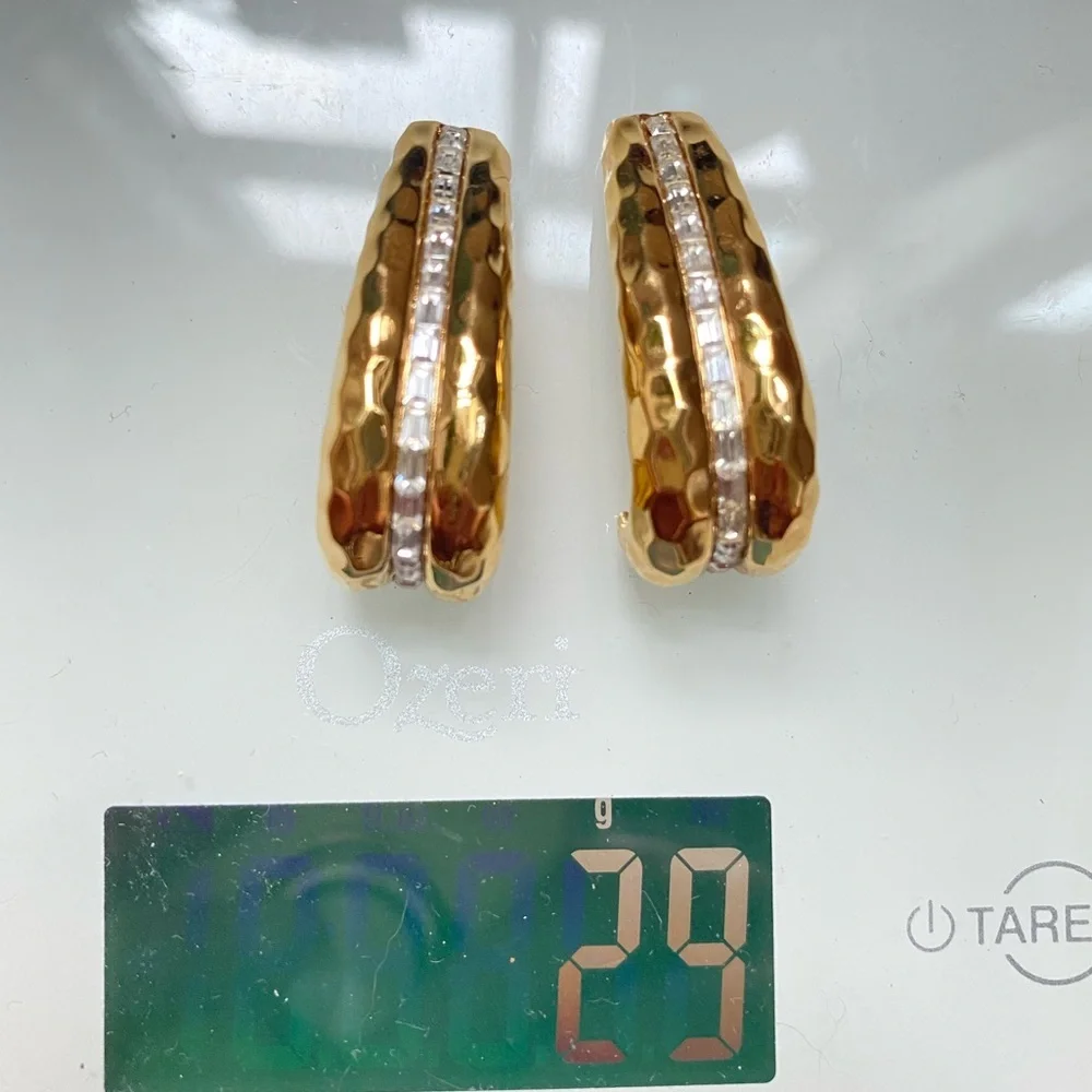 🚫SOLD OUT🚫80’s VTG ST. JOHN 24k Gold Plated Earring Swarovski Crystals *Rare - Picture 4 of 6